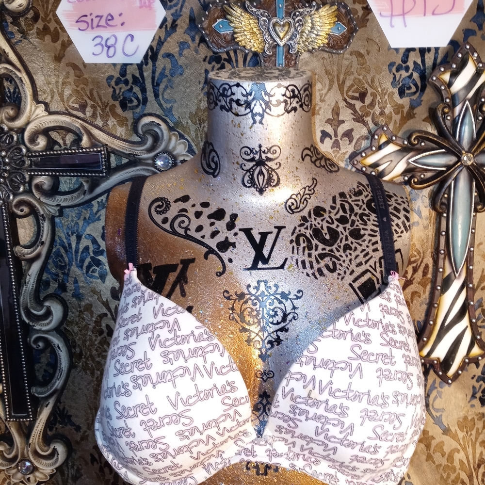Victoria's Secret bra